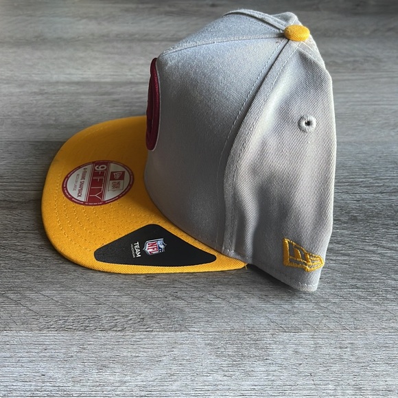 Preloved - Redskins SnapBack - Picture 2 of 5